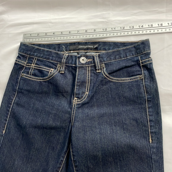 Women’s size 4 Calvin Klein Jeans dark blue jeans - Picture 2 of 10